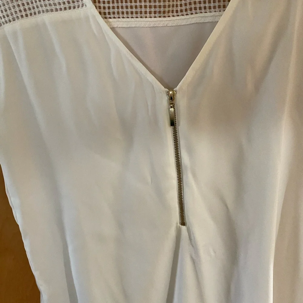 Express White Zipper-Front Top - Picture 4 of 8